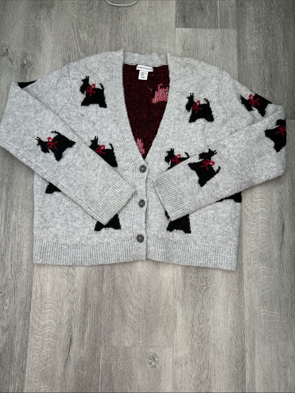 cupcakes & cashmere Grey Cardigan with Black Scottie Dog and Red Bow Accents XL